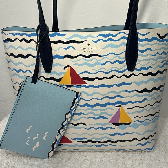 Kate Spade Set Sail Large Tote Reversible bag with pouch - Picture 6 of 16
